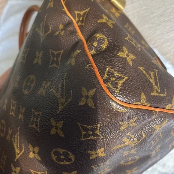 Authentic Louis Vuitton Speedy 30 - Picture 8 of 16